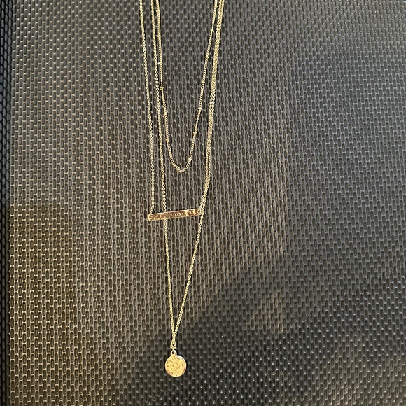Gold necklace three layers - Picture 3 of 10